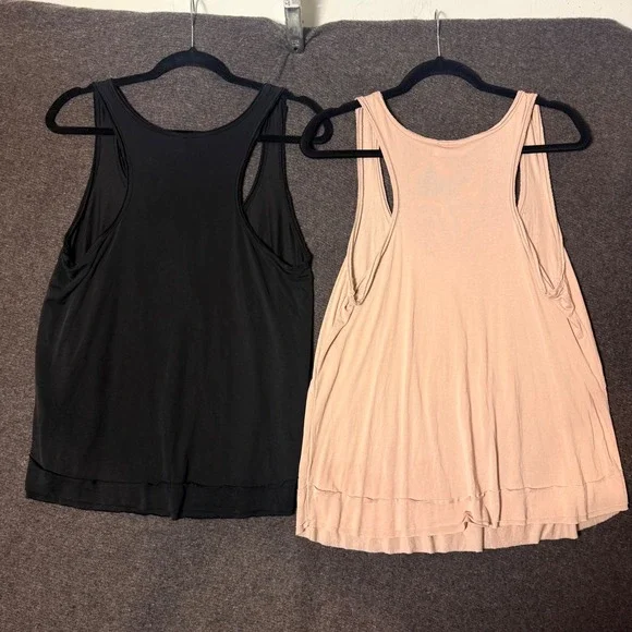 Womens L Henley Tank Top Black Tan Lightweight Minimal Casual Bundle Set of 2 - Picture 2 of 7